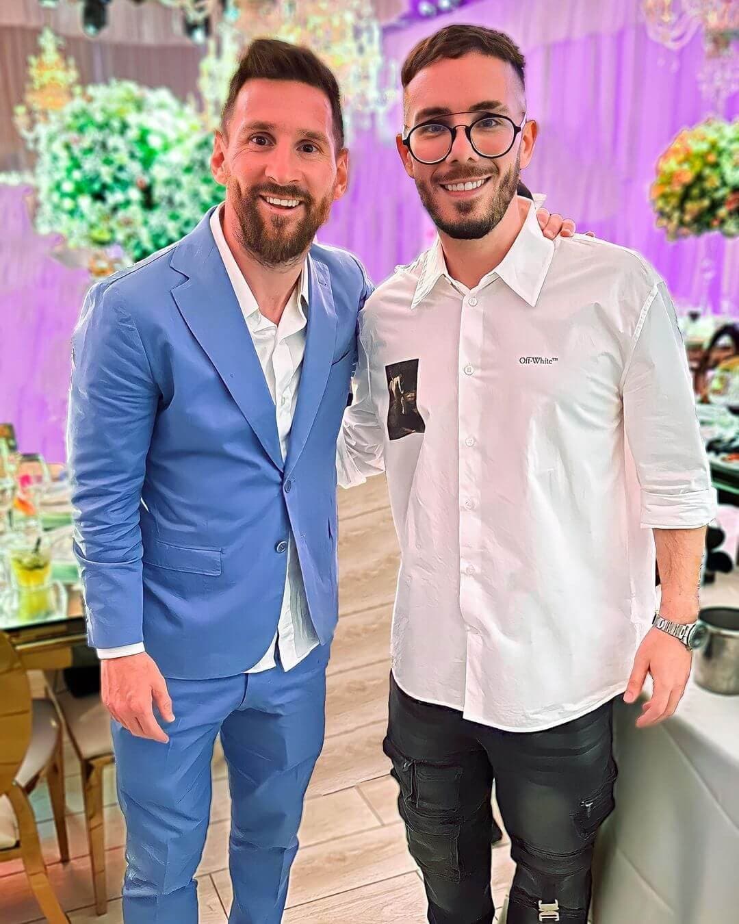Fer Palacio en un evento junto a Lionel Messi